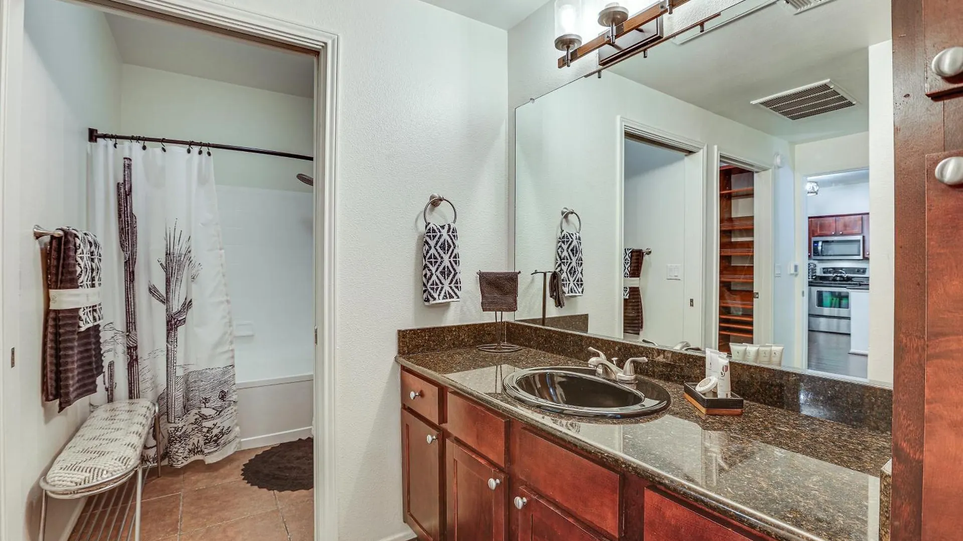 Scottsdale Condo With Fireplace And Community Pools! 0*,
