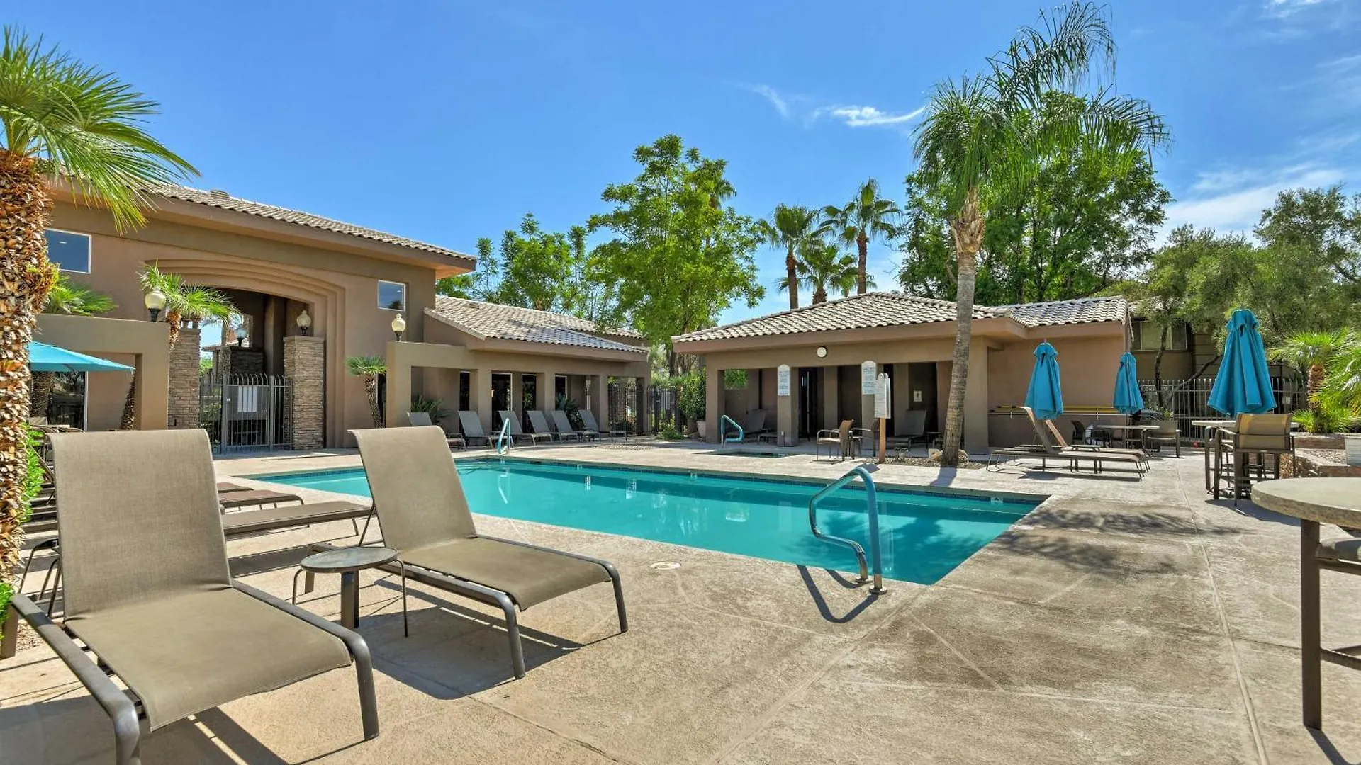 Apartmán Scottsdale Condo With Fireplace And Community Pools! USA